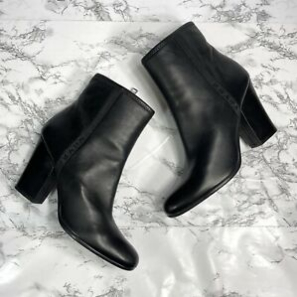 Prada Signature boots - Picture 1 of 9